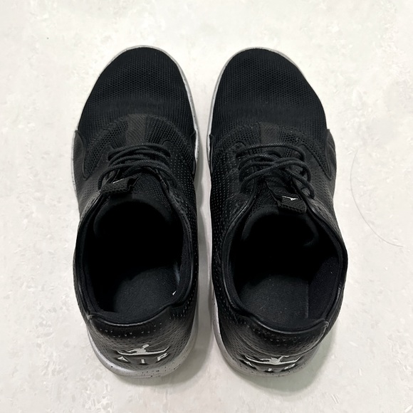 Nike Air Jordan Eclipse - Picture 3 of 5